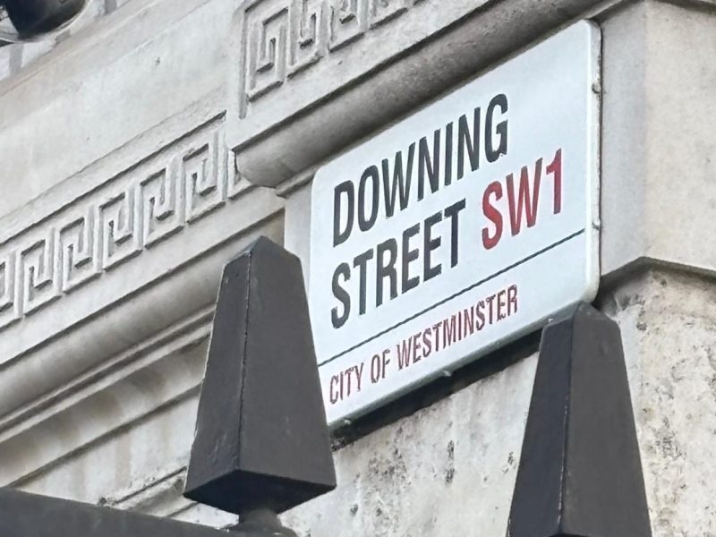 Tofersen petition and open letter handed to No.&nbsp;10